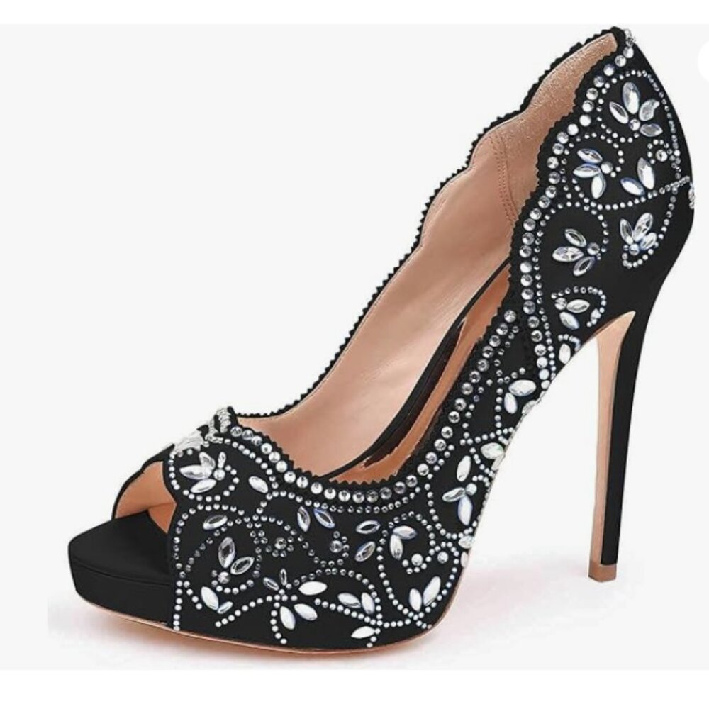XYD Black and Silver Crystal Embellished Heels